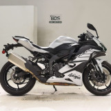 Мотоцикл Kawasaki ZX-4R SE с пробегом 6416 km с пробегом 6416 km
