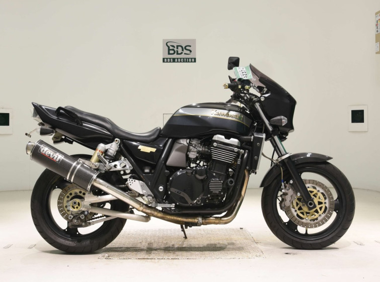 Мотоцикл Kawasaki ZRX1100 з пробігом 15983 km
