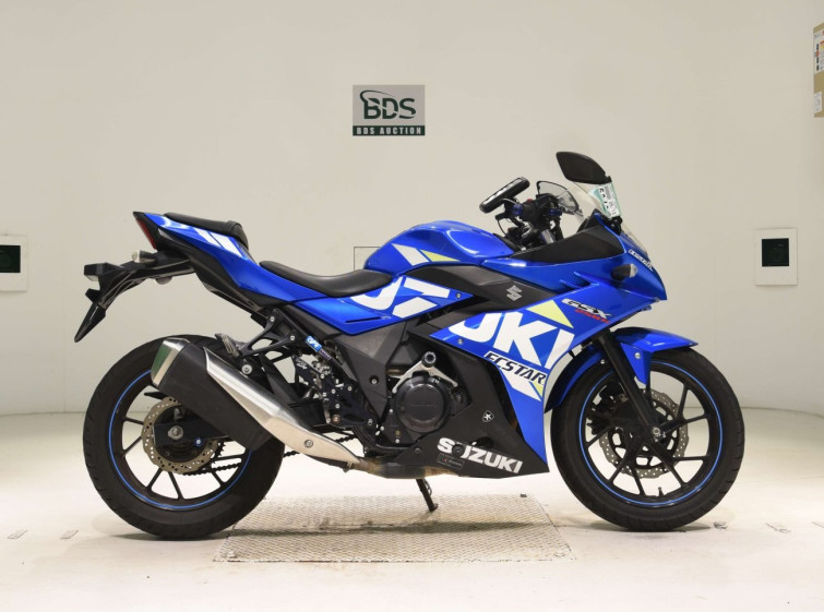 Мотоцикл Suzuki GSX250R с пробегом 33049 km