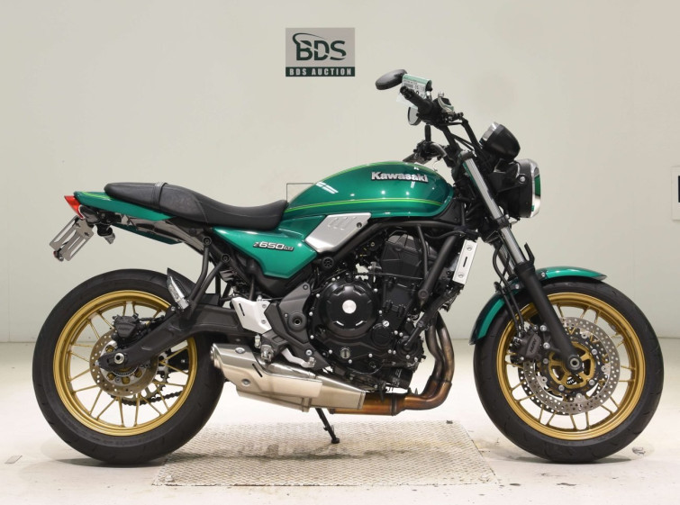Мотоцикл Kawasaki Z650RS с пробегом 1303 km