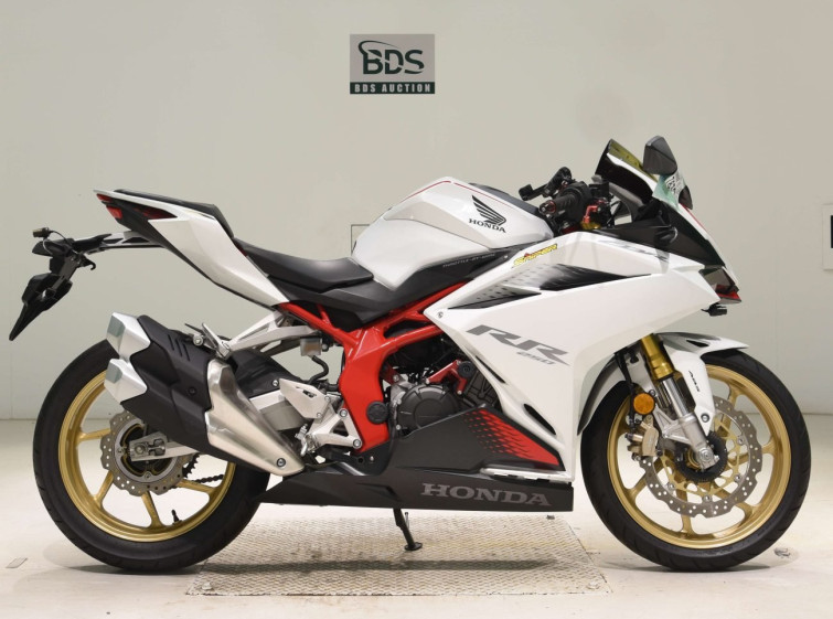 Мотоцикл Honda CBR250RRA з пробігом 15236 km