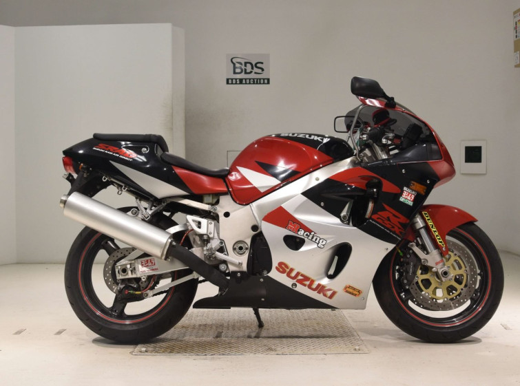 Мотоцикл Suzuki GSX-R750 з пробігом 17396 km