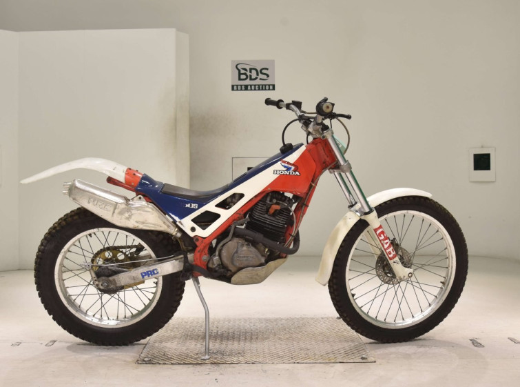 Мотоцикл Honda RTL250R