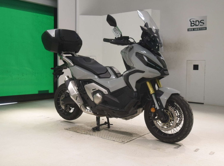 Мотоцикл Honda X-ADV750-2 с пробегом 16107 km с пробегом 16107 km