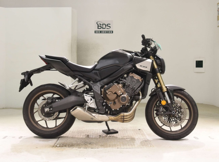 Мотоцикл Honda CBR650F с пробегом 6931 km