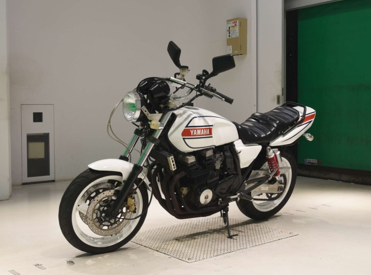 Мотоцикл Yamaha XJR400 с пробегом 27962 km с пробегом 27962 km