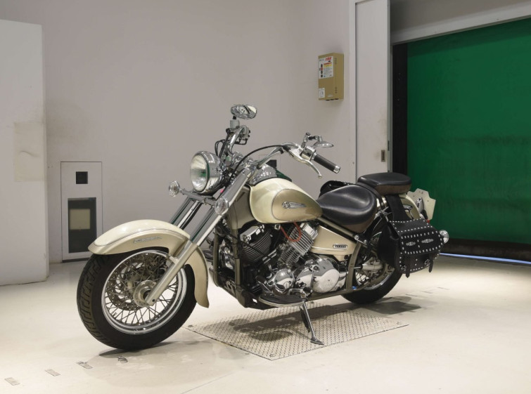 Мотоцикл Yamaha DRAGSTAR XVS400 CLASSIC с пробегом 11853 km с пробегом 11853 km