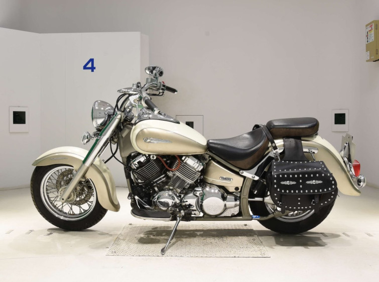 Мотоцикл Yamaha DRAGSTAR XVS400 CLASSIC с пробегом 11853 km с пробегом 11853 km