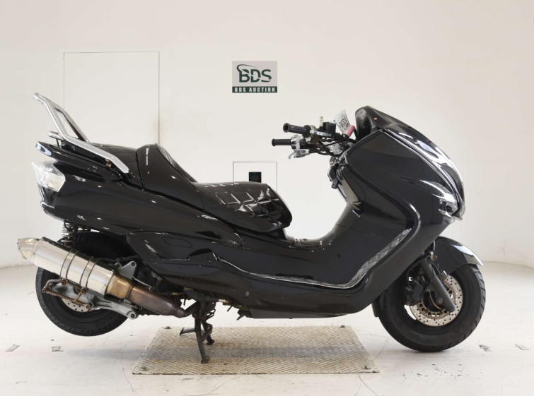 Мотоцикл Yamaha MAJESTY 250C