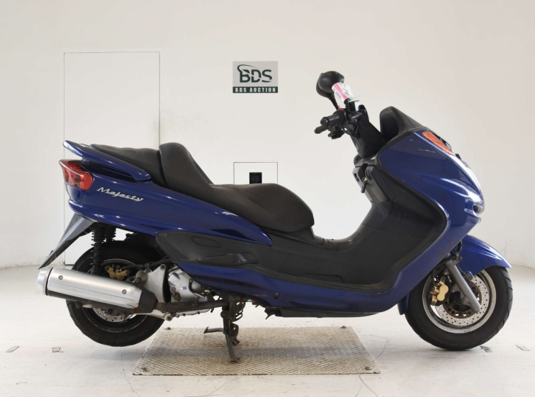 Мотоцикл Yamaha MAJESTY 250