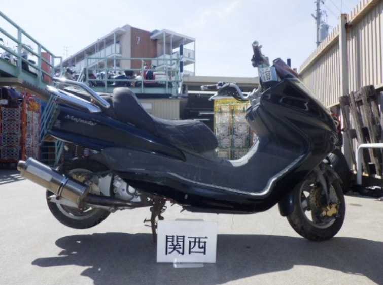 Мотоцикл Yamaha MAJESTY 250