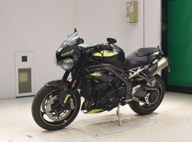 Мотоцикл Triumph SPEED TRIPLE RS с пробегом 30798 km с пробегом 30798 km