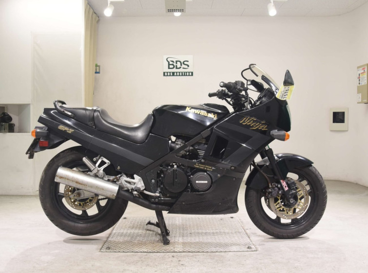 Мотоцикл Kawasaki GPZ400R с пробегом 11926 km