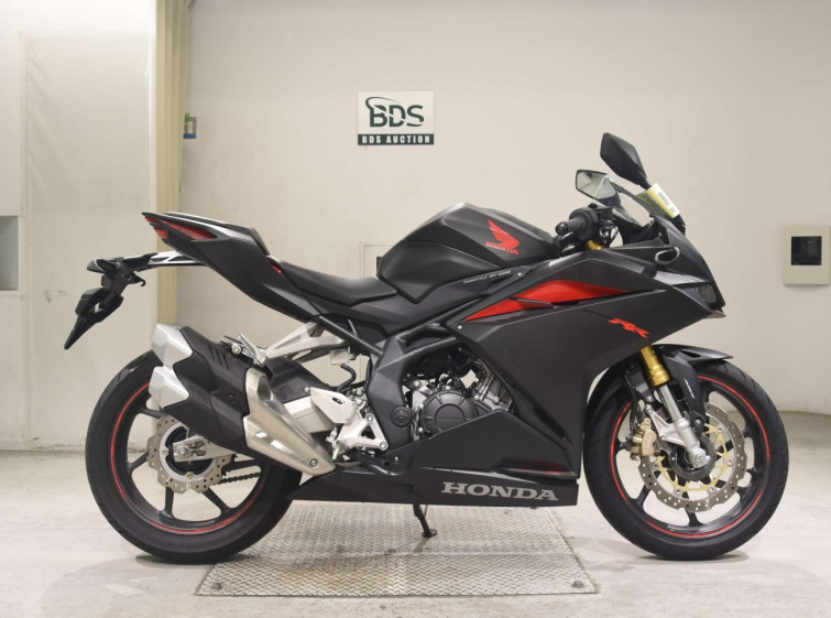Мотоцикл Honda CBR250RRA з пробігом 471 km