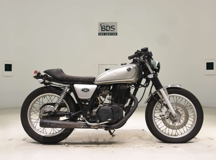 Мотоцикл Yamaha SR400 з пробігом 3555 km