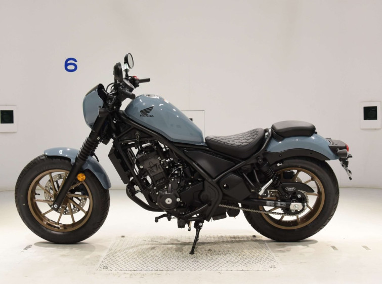 Мотоцикл Honda REBEL CMX1100 с пробегом 212 km с пробегом 212 km