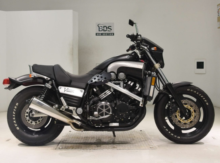 Мотоцикл Yamaha V-MAX1200 с пробегом 23437 km
