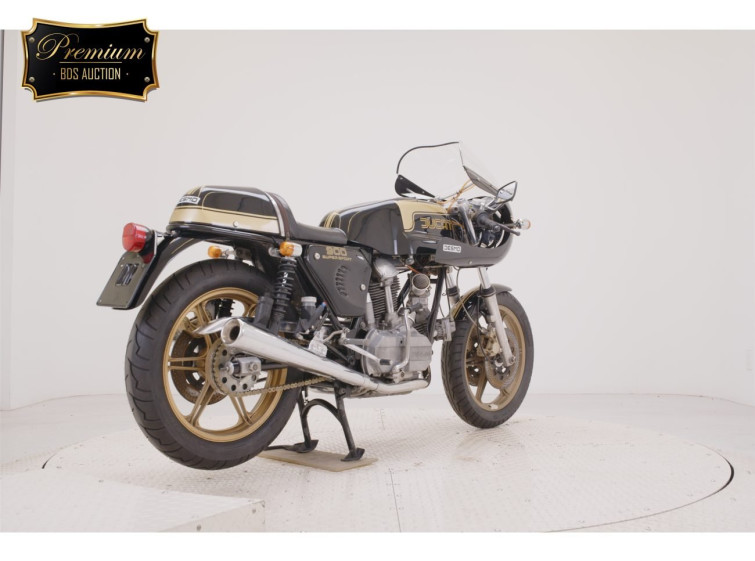 Мотоцикл Ducati 900 SS з пробігом 39990 km з пробігом 39990 km