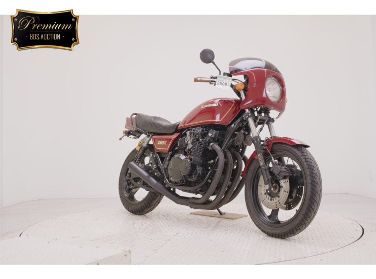 Мотоцикл Kawasaki Z1000J с пробегом 27338 km с пробегом 27338 km