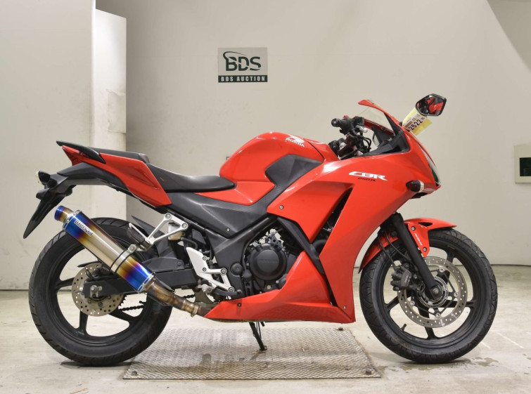 Мотоцикл Honda CBR250RA с пробегом 18729 km