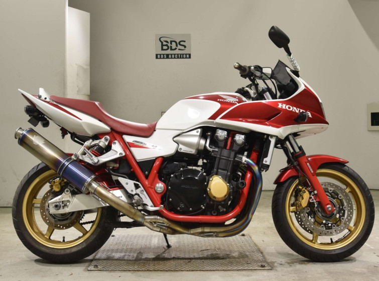Мотоцикл Honda CB1300SF BOLDOR с пробегом 3836 km