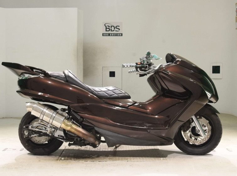 Мотоцикл Yamaha MAJESTY 250 с пробегом 4688 km