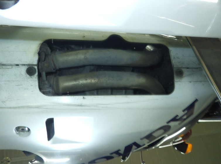 Мотоцикл Honda RVF400 з пробігом 29370 km з пробігом 29370 km