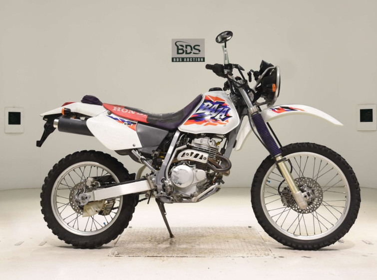 Мотоцикл Honda XR250 BAJA