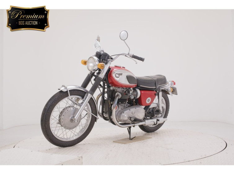 Мотоцикл Kawasaki W1 S с пробегом 2136 km с пробегом 2136 km