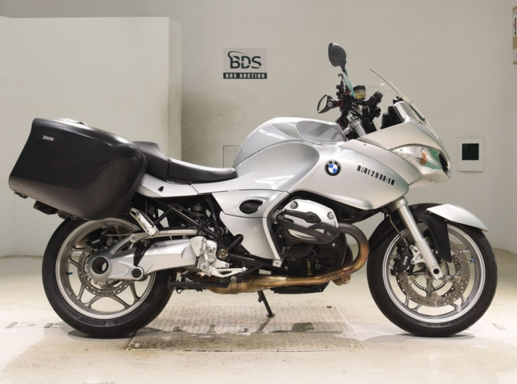 Мотоцикл BMW R1200ST з пробігом 28017 km