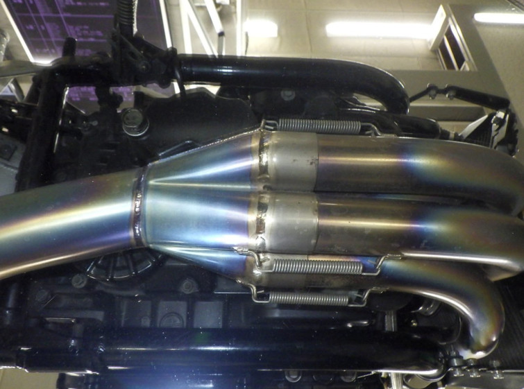 Мотоцикл Kawasaki ZRX1200R с пробегом 20992 km с пробегом 20992 km