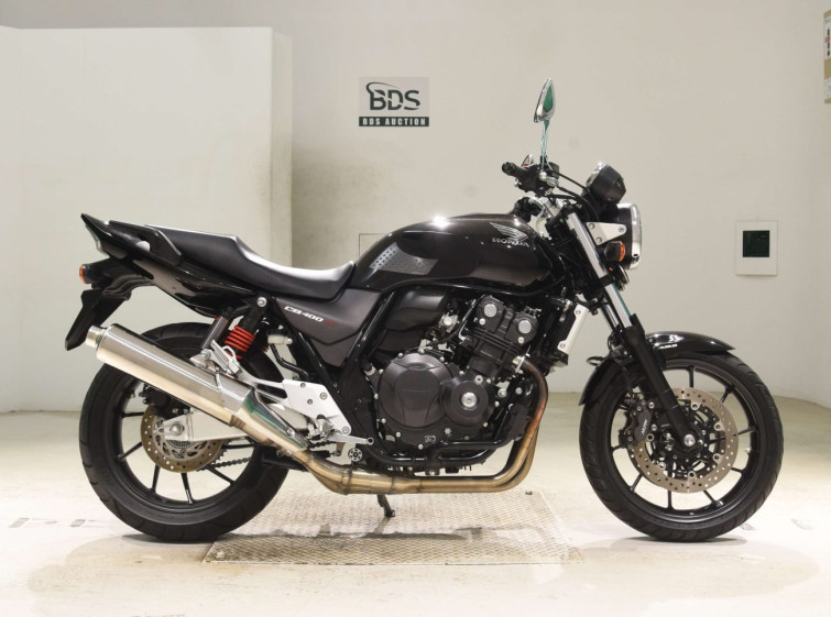 Мотоцикл Honda CB400SFVA з пробігом 5636 km