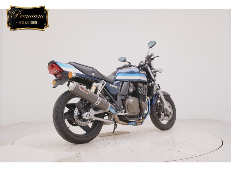 Мотоцикл Kawasaki ZRX400 с пробегом 14505 km с пробегом 14505 km