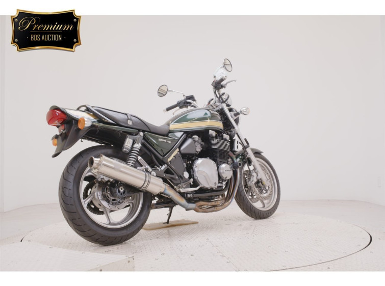 Мотоцикл Kawasaki ZEPHYR1100 с пробегом 21588 km с пробегом 21588 km