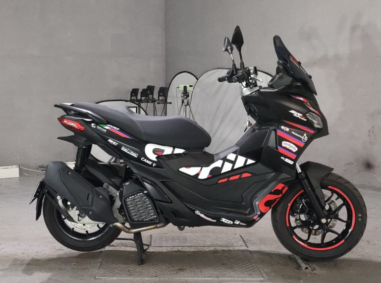 Мотоцикл Aprilia SR GT200 с пробегом 436 km