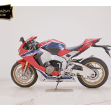 Мотоцикл Honda CBR1000RR с пробегом 4722 km с пробегом 4722 km