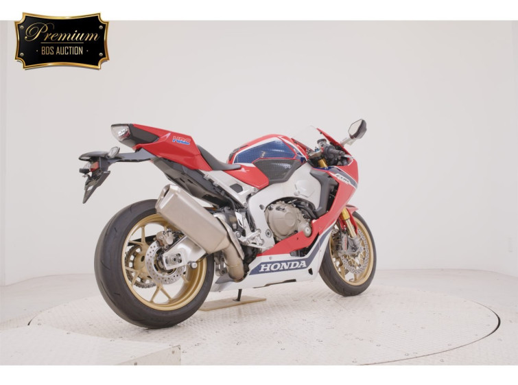 Мотоцикл Honda CBR1000RR с пробегом 4722 km с пробегом 4722 km