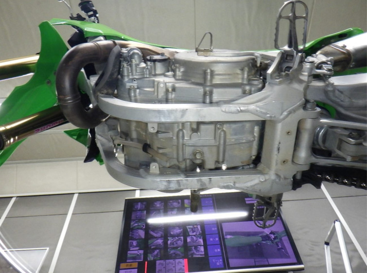 Мотоцикл Kawasaki KX450F