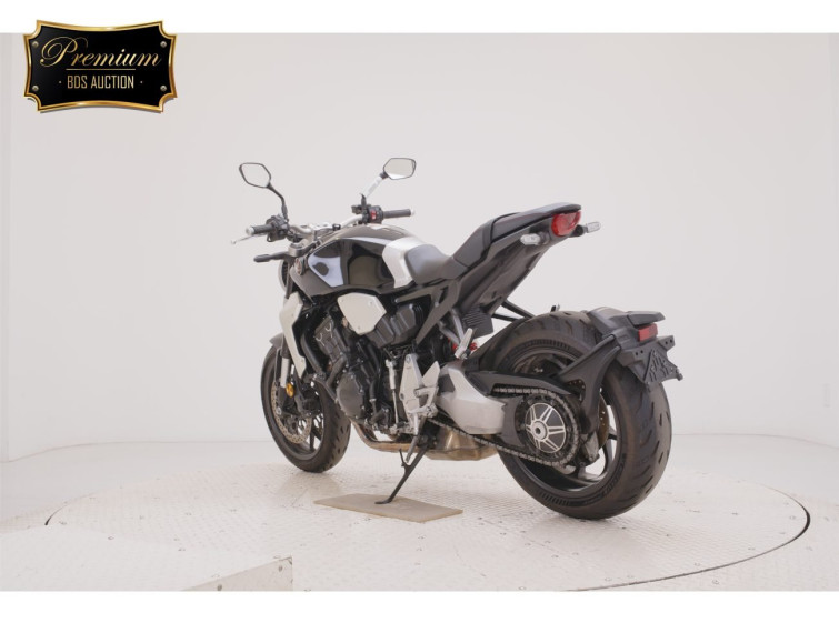 Мотоцикл Honda CB1000R-2 с пробегом 7146 km с пробегом 7146 km
