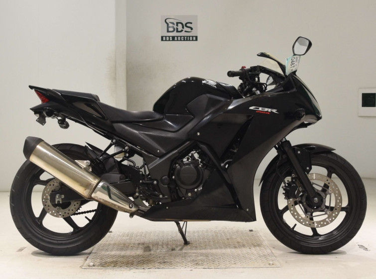 Мотоцикл Honda CBR250RA з пробігом 15322 km