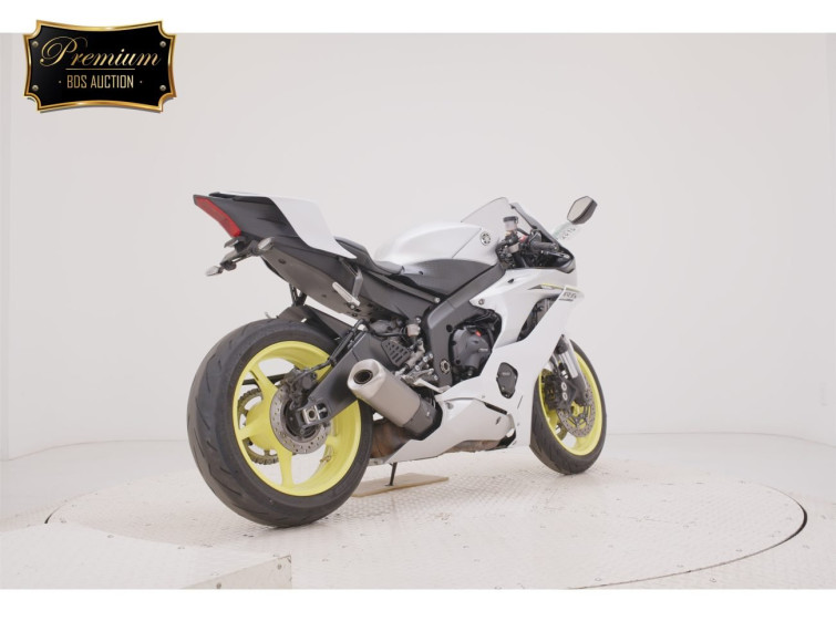 Мотоцикл Yamaha YZF-R6 с пробегом 21246 km с пробегом 21246 km