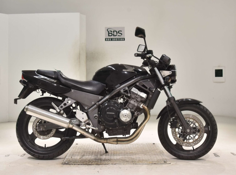 Мотоцикл Honda CB-1 с пробегом 45320 km