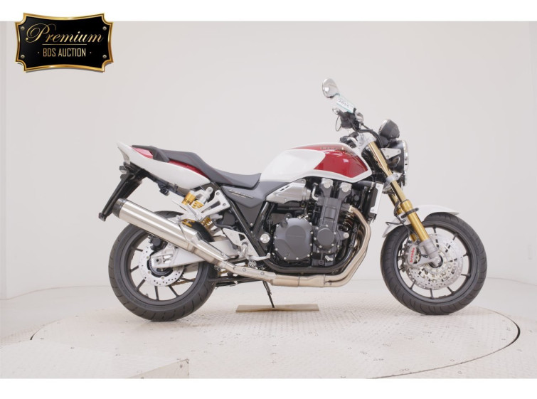 Мотоцикл Honda CB1300SF з пробігом 42 km з пробігом 42 km