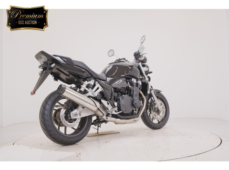 Мотоцикл Honda CB1300SF с пробегом 33 km с пробегом 33 km