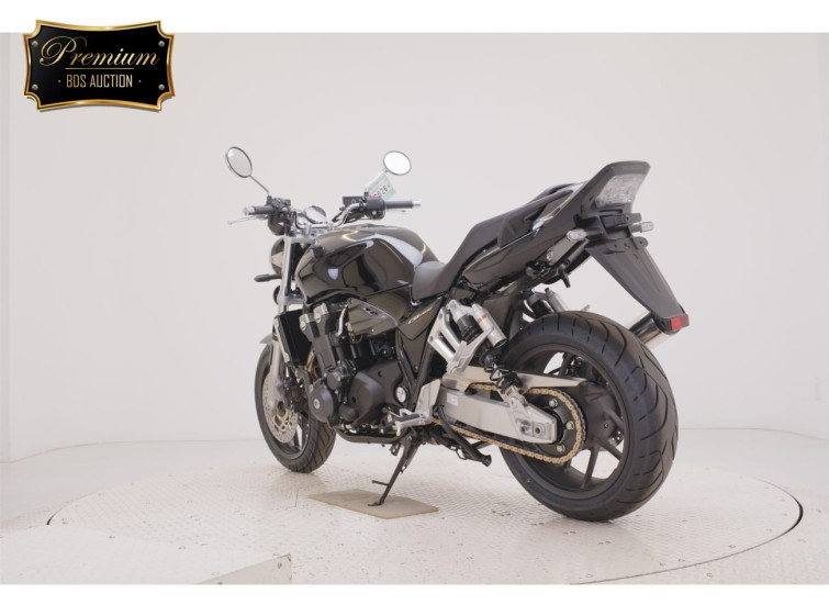 Мотоцикл Honda CB1300SF с пробегом 33 km с пробегом 33 km