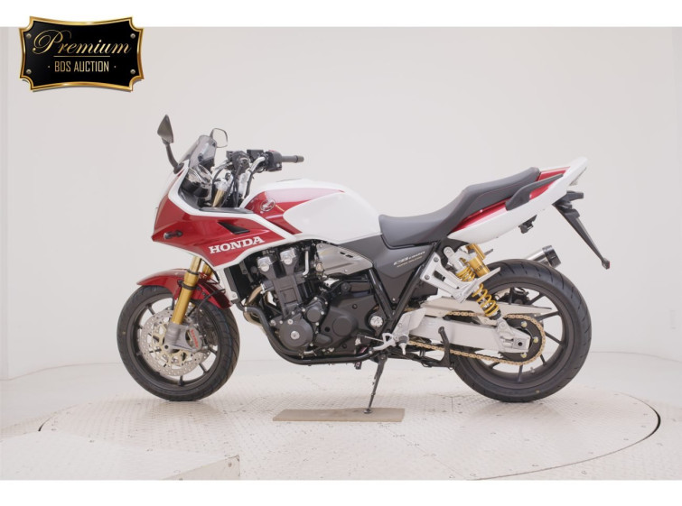 Мотоцикл Honda CB1300SF з пробігом 33 km з пробігом 33 km