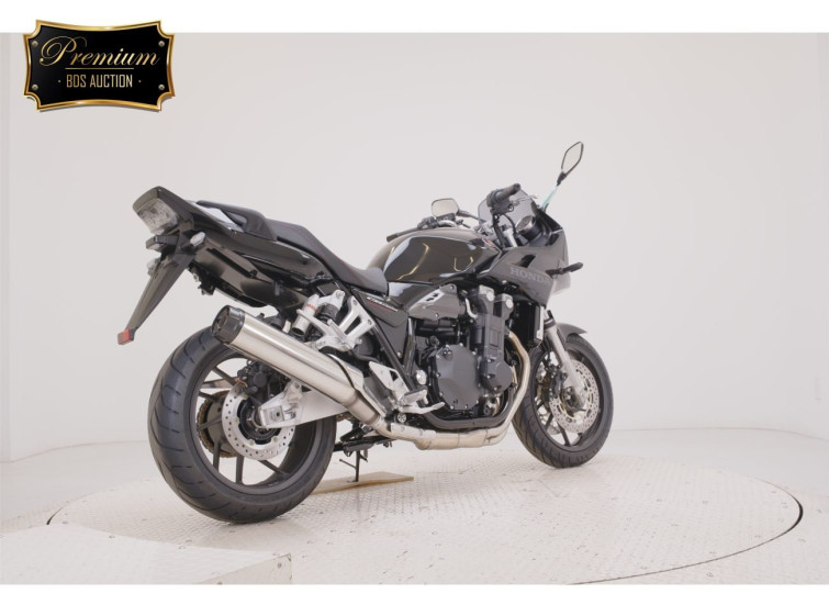 Мотоцикл Honda CB1300SF з пробігом 39 km з пробігом 39 km