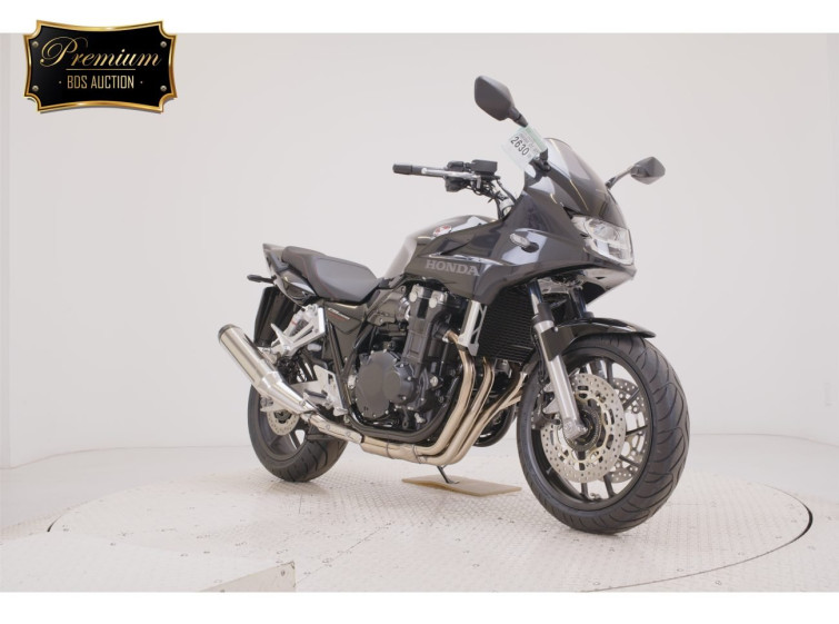 Мотоцикл Honda CB1300SF з пробігом 34 km з пробігом 34 km