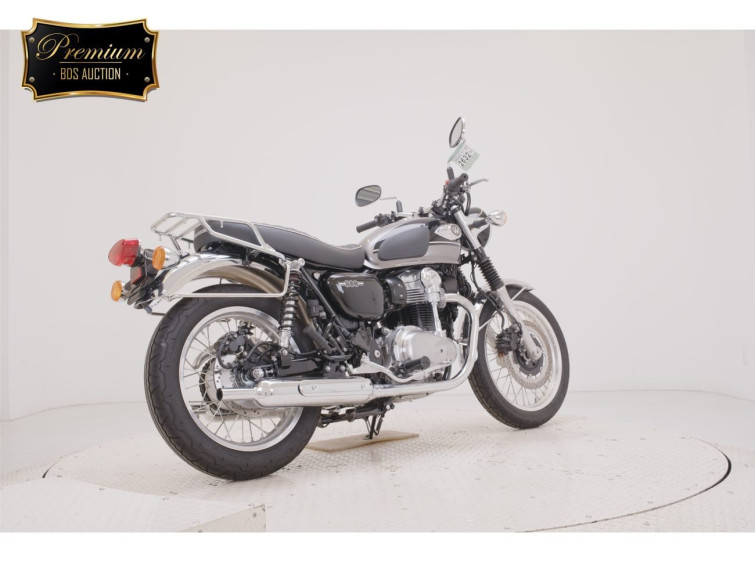 Мотоцикл Kawasaki W800 с пробегом 1075 km с пробегом 1075 km