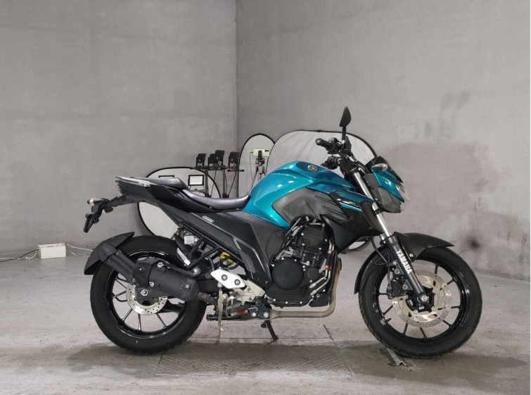 Мотоцикл Yamaha FZ25 з пробігом 11580 km